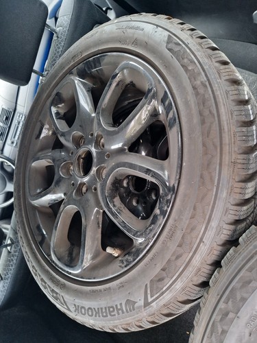 Winterreifen auf aluminium - auf,